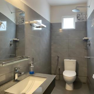 Lotus Luxury Stays - 6