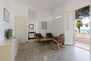 Beachside Apartments - Vista - 4