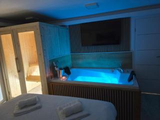 Room with jacuzzi and sauna Edy - 1