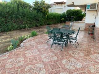 Beach Front Villa - Sea View - Ain Sokhna Red Sea فيلا على الشاطئ - إطلالة على البحر - الطابق الأرضي مع حديقة - 6