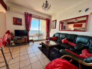 Large apartment with sea and port view - 2