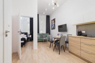 Beautiful Apartments Kraków Dietla by Noclegi Renters - 7