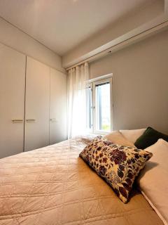 Uutuutta hohtava tyylikäs kolmio lähellä keskustaa - 3