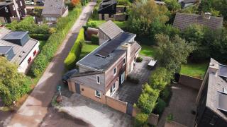 Luxe vrijstaande recreatiewoning met tuinsauna - 9