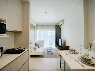 1 Bedroom Condo R272 Veranda Pattaya Beachfront - 3