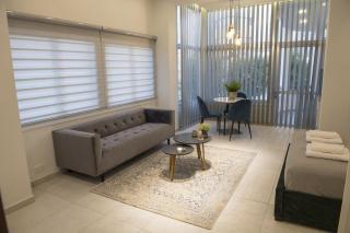 STAY Glam Skin Studio - 5