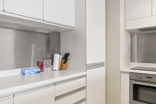 Snug Studio in Dubai Mall Steps From Burj Khalifa - 1