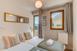 Apartment Fermes du Montenvers B11 - Alpes Travel - Central Chamonix - sleeps 4 - 1