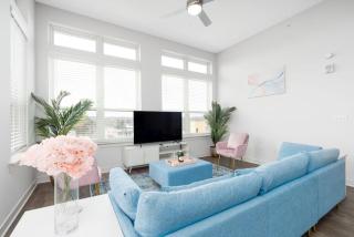 Luxurious 2BR Broad Ripple - 0