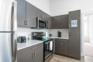 Luxurious 2BR Broad Ripple - 3