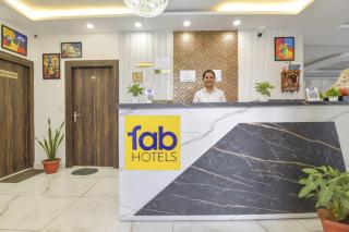 FabHotel Dev Palace - 8