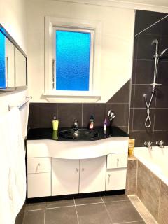 Oceans Edge - Bluff - 1