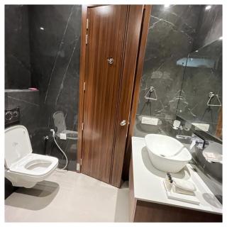 887 PT AC Hotel in Barnala - 2