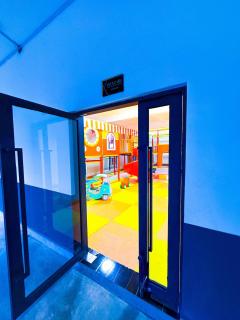 3BD Apartment - Pool, Gym, Children Play Area - 5