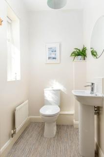 Seaview 2-Bed with Private Parking, Portishead - 6