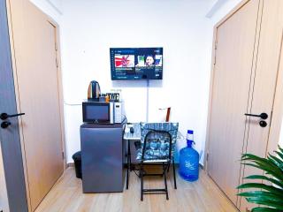 Pal DK Suites - POOL, GYM, GARDEN - 9