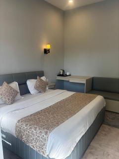 The Aura by Backpackers Stop - 9