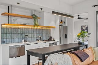 Boutique Coastal Retreat with Bath Walk to Beach - 8