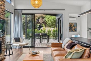 Boutique Coastal Retreat with Bath Walk to Beach - 8