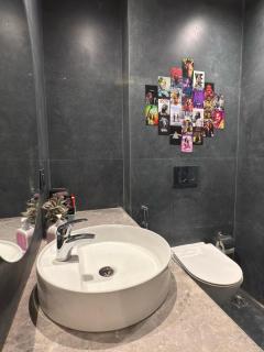 Velvet Residences by The Grid Homestays - 3