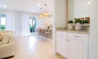 Modern 5 Bdrm Villa with Galactic Bedroom at Encore - 2