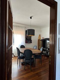 7 room house, 2 kitchens - 7