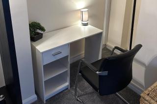 Apartment - Sleeps 2 - Parking - WiFi - 9