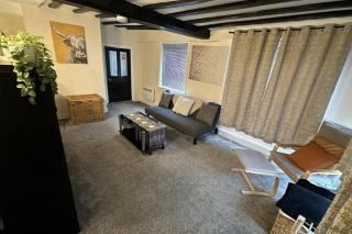 Apartment - Sleeps 2 - Parking - WiFi - 1