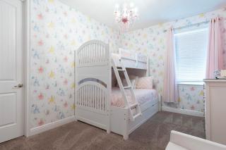 Stylish Sleek 9 Bdrm Home with Full Kitchen at Encore - 3