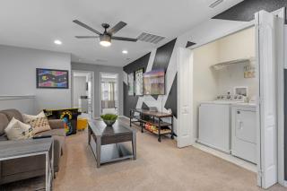 Heated Pool, Game Room, Free Waterpark - 2