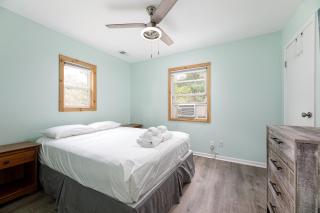 Rennie Lake Hideaway - 1