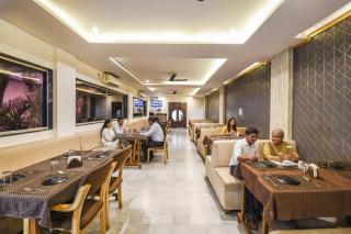 FabHotel Seven Seas - 6