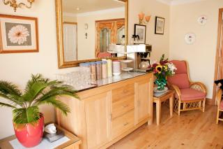 Anchor Lodge Guesthouse - 3