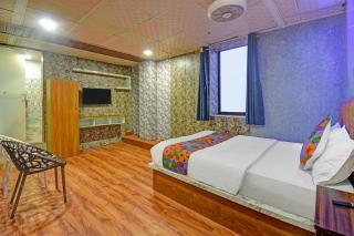 FabExpress Arya Inn - 1