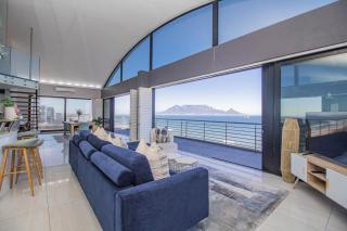 Luxury Penthouse at The Waves - Breathtaking Views - 3