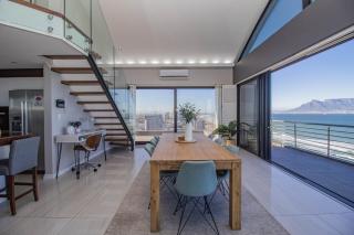 Luxury Penthouse at The Waves - Breathtaking Views - 4