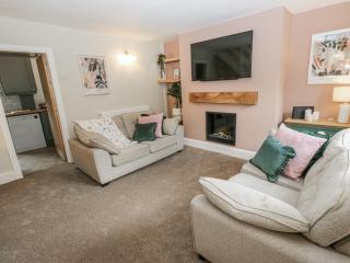 Court Street Cottage - 9