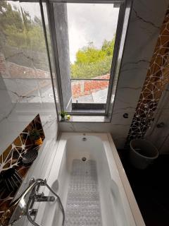 Casa Oceanus - 3 Bedroom - Sea Facing Pool Villa - Ganpatipule - 5