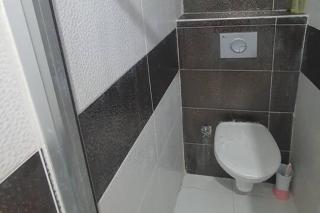 Central 1 Bed w Balcony Sea Views & Roof Terrace - 1