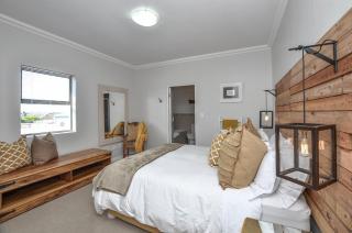 Apartment 6 - 4