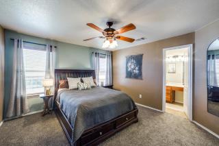 Spur Boots And Seaworld Escape - 5