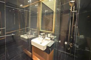 Guest Favorite - Minimalist 1BR Escape with Balcony in the Heart of JVC - 4