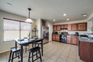 Spur Boots And Seaworld Escape - 7