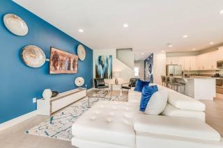 EC442 - Shining Villa with Home Theater at Encore - Orlando - 0