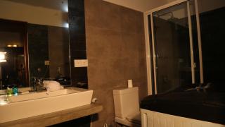 Hikka Beach Flat - 6