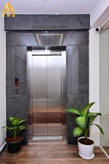Hotel Noble Nook, 100 Ft Road, Indiranagar - 2