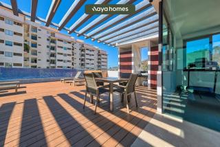 Bright 2BR -Private Balcony - Rooftop Pool - 5