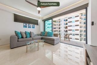 Bright 2BR -Private Balcony - Rooftop Pool - 3