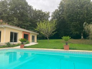 Maison au vert-Entre-Deux-Mers, Repos et confort au coeur de la nature - 0