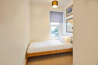Host & Stay - The Reading Room - 1